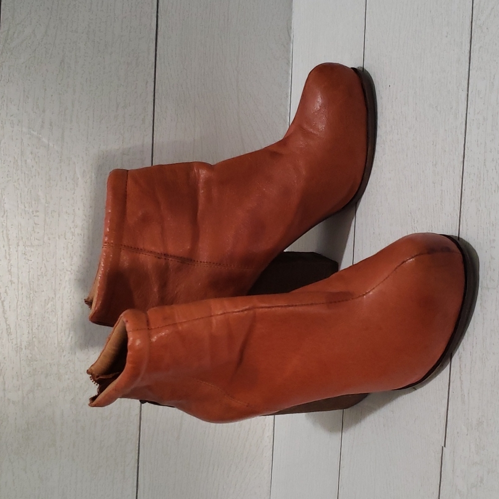 Jeffrey Campbell Rumble 8 high heels platforms booties